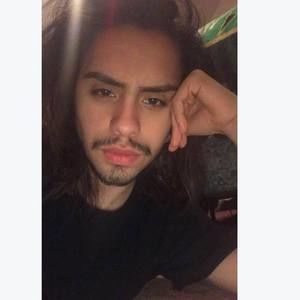 Meet your Posher, Gio